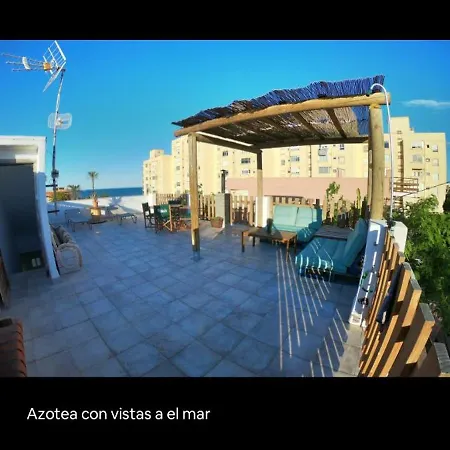 Casa Con Piscina Junto Al Mar Сasa de vacaciones